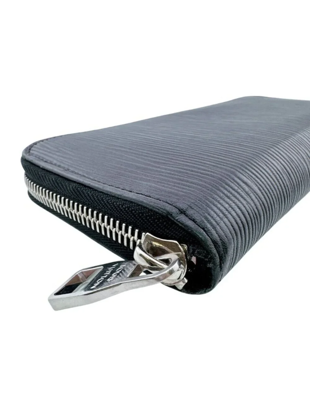 Louis Vuitton Zippy Wallet Vertical